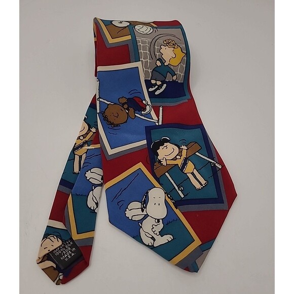 Peanuts Gang Charlie Brown Snoopy Sports Athletic Games of Life Neck Tie Silk - Picture 2 of 8